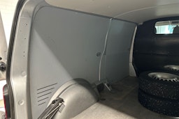 hopea Volkswagen Transporter 2020 kuva 28.