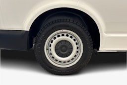 valkoinen Volkswagen Transporter 2020 kuva 11.