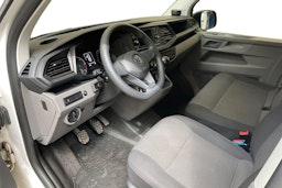 valkoinen Volkswagen Transporter 2020 kuva 7.