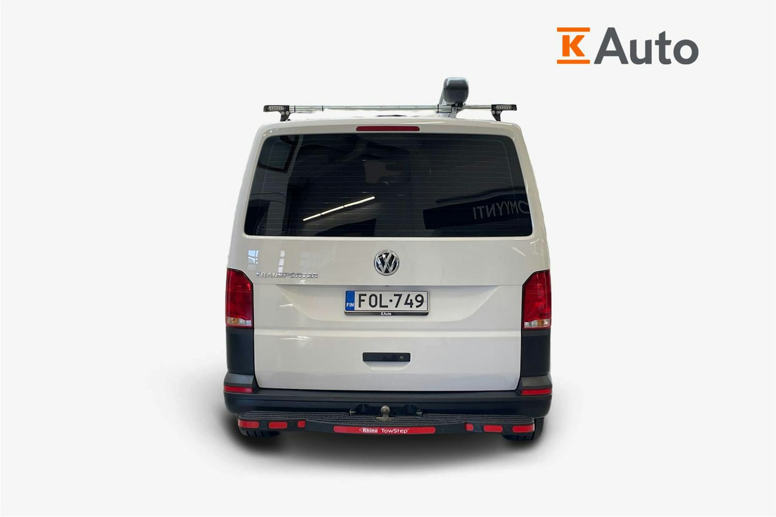 valkoinen Volkswagen Transporter 2020 kuva 3.