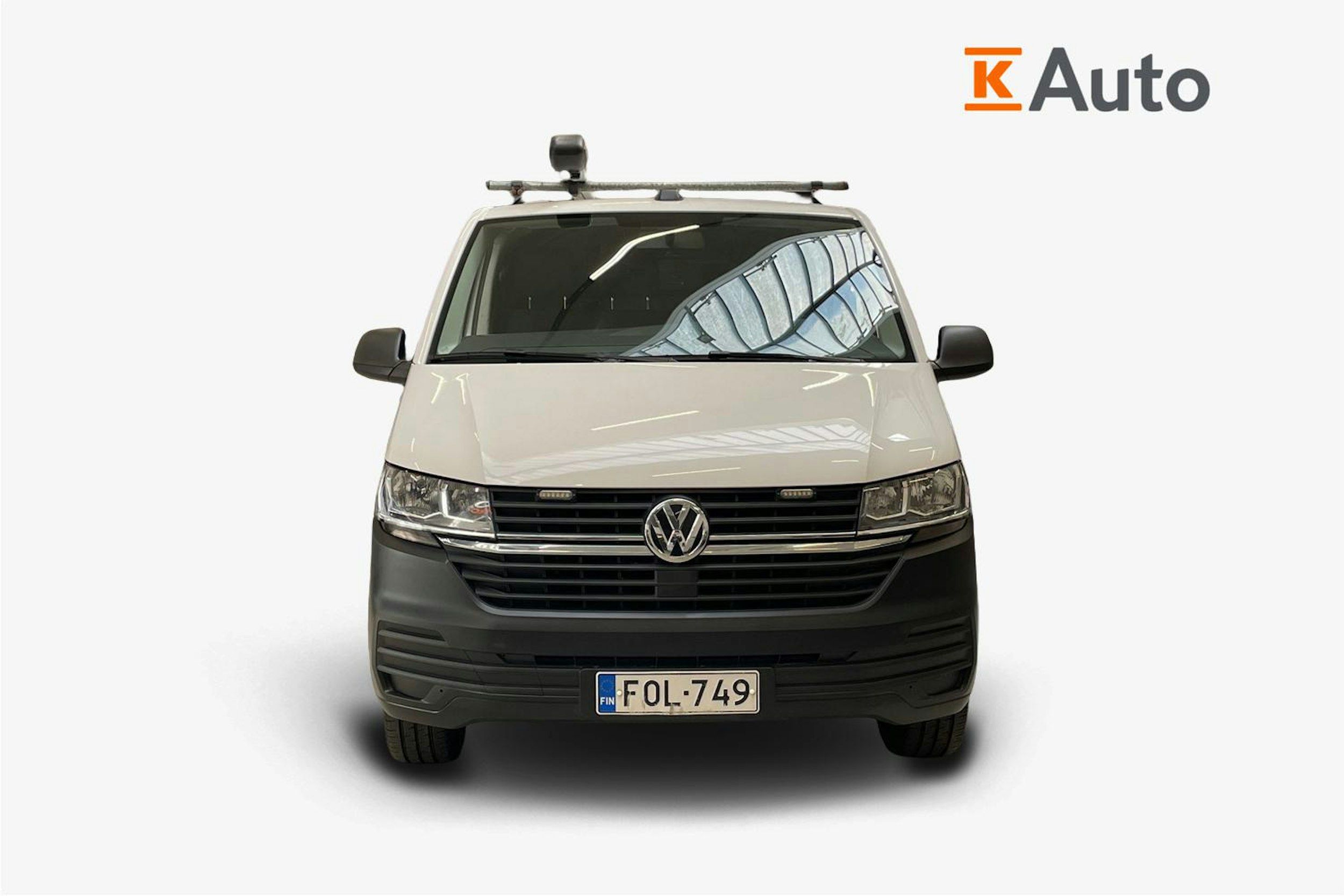 valkoinen Volkswagen Transporter 2020 kuva 5.