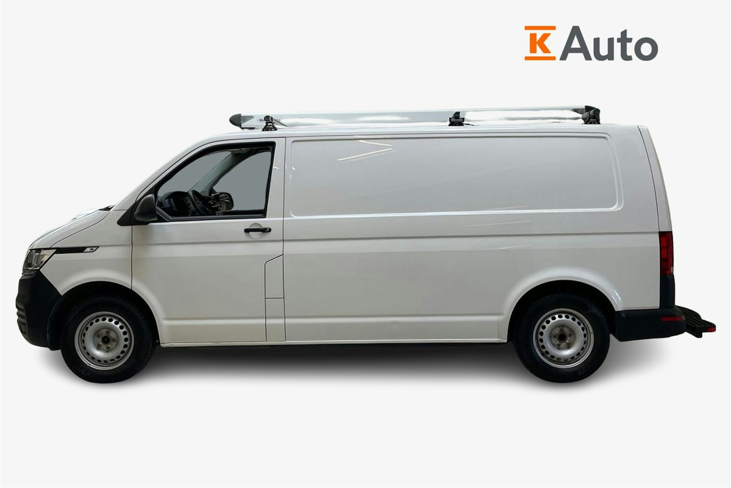 valkoinen Volkswagen Transporter 2020 kuva 6.
