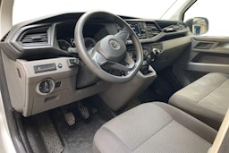 valkoinen Volkswagen Transporter 2020 kuva 7.