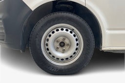 valkoinen Volkswagen Transporter 2020 kuva 11.