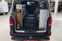 valkoinen Volkswagen Transporter 2020 kuva 14.