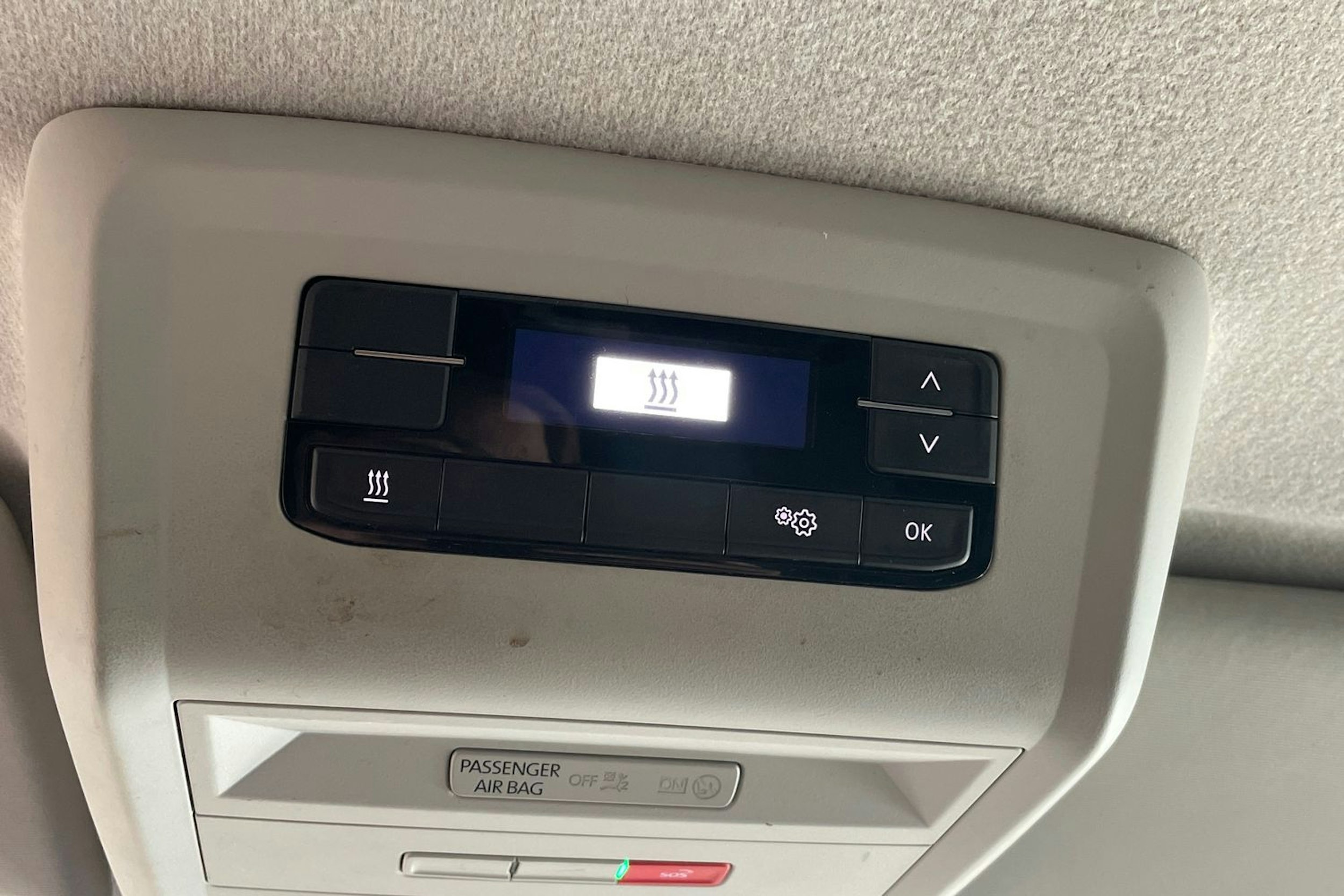 valkoinen Volkswagen Transporter 2020 kuva 23.