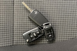musta Volkswagen Transporter 2020 kuva 24.