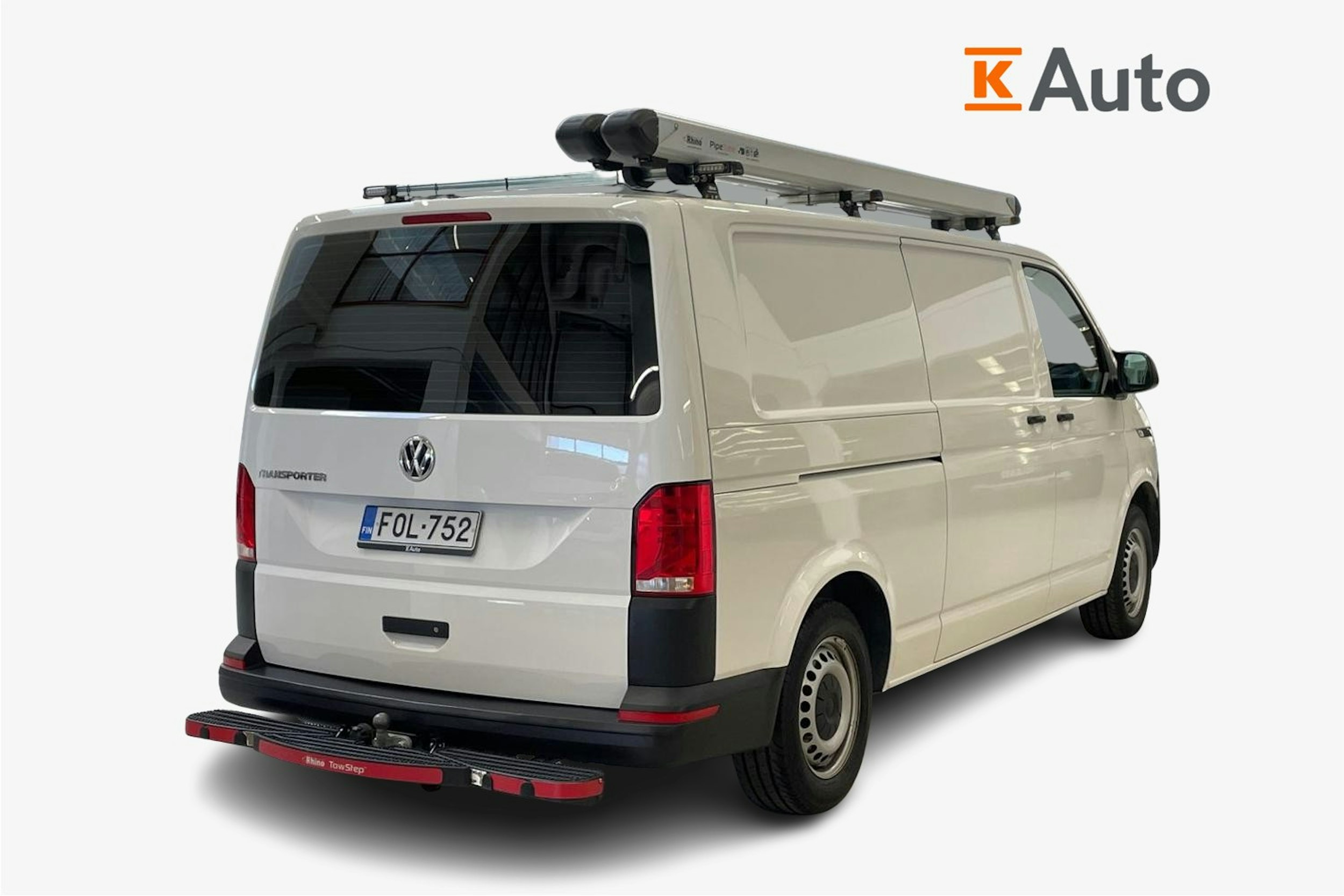 valkoinen Volkswagen Transporter 2020 kuva 2.