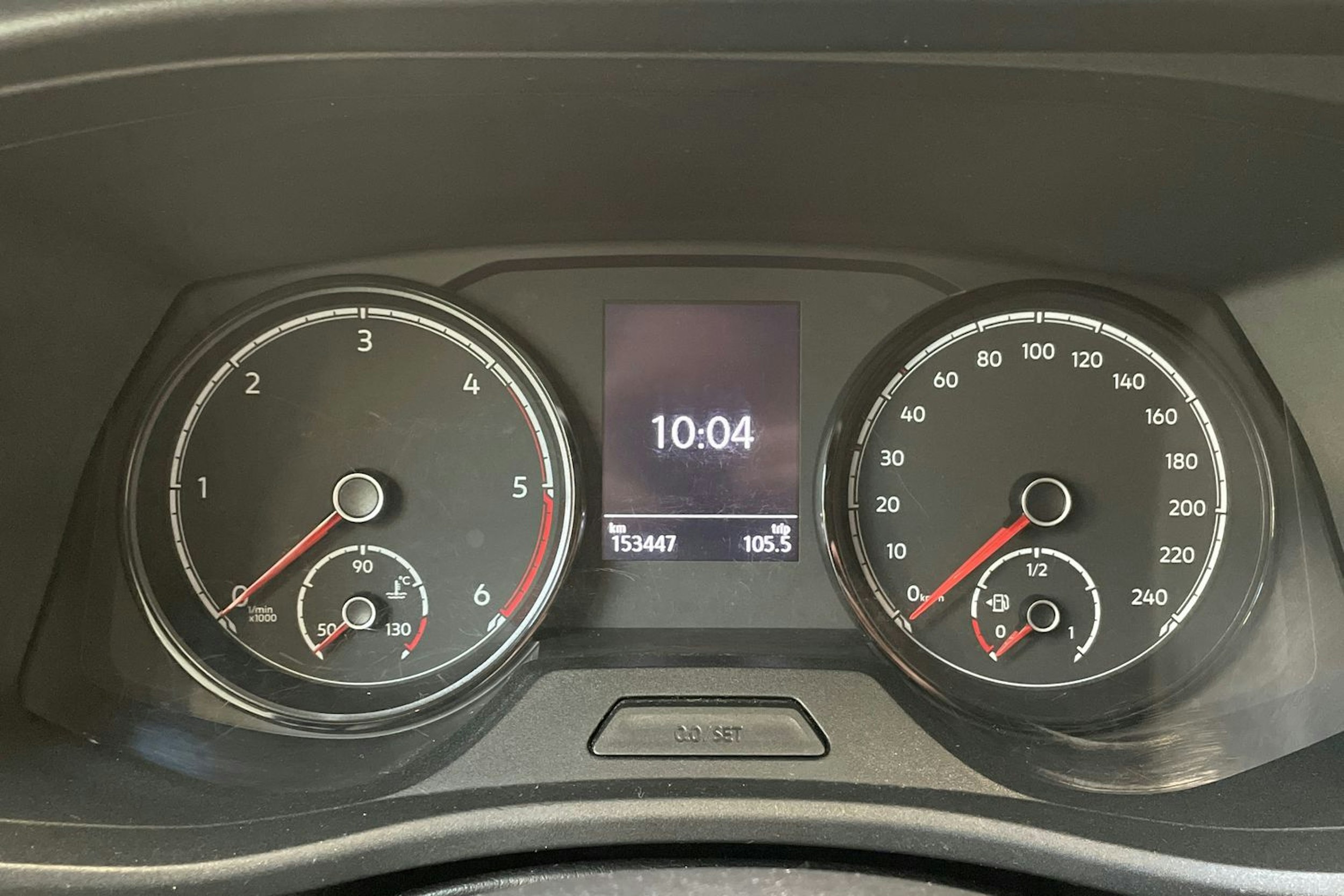 valkoinen Volkswagen Transporter 2020 kuva 13.