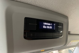 valkoinen Volkswagen Transporter 2020 kuva 17.