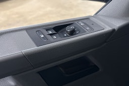 met. harmaa Volkswagen Transporter 2020 kuva 13.