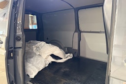 met. harmaa Volkswagen Transporter 2020 kuva 25.