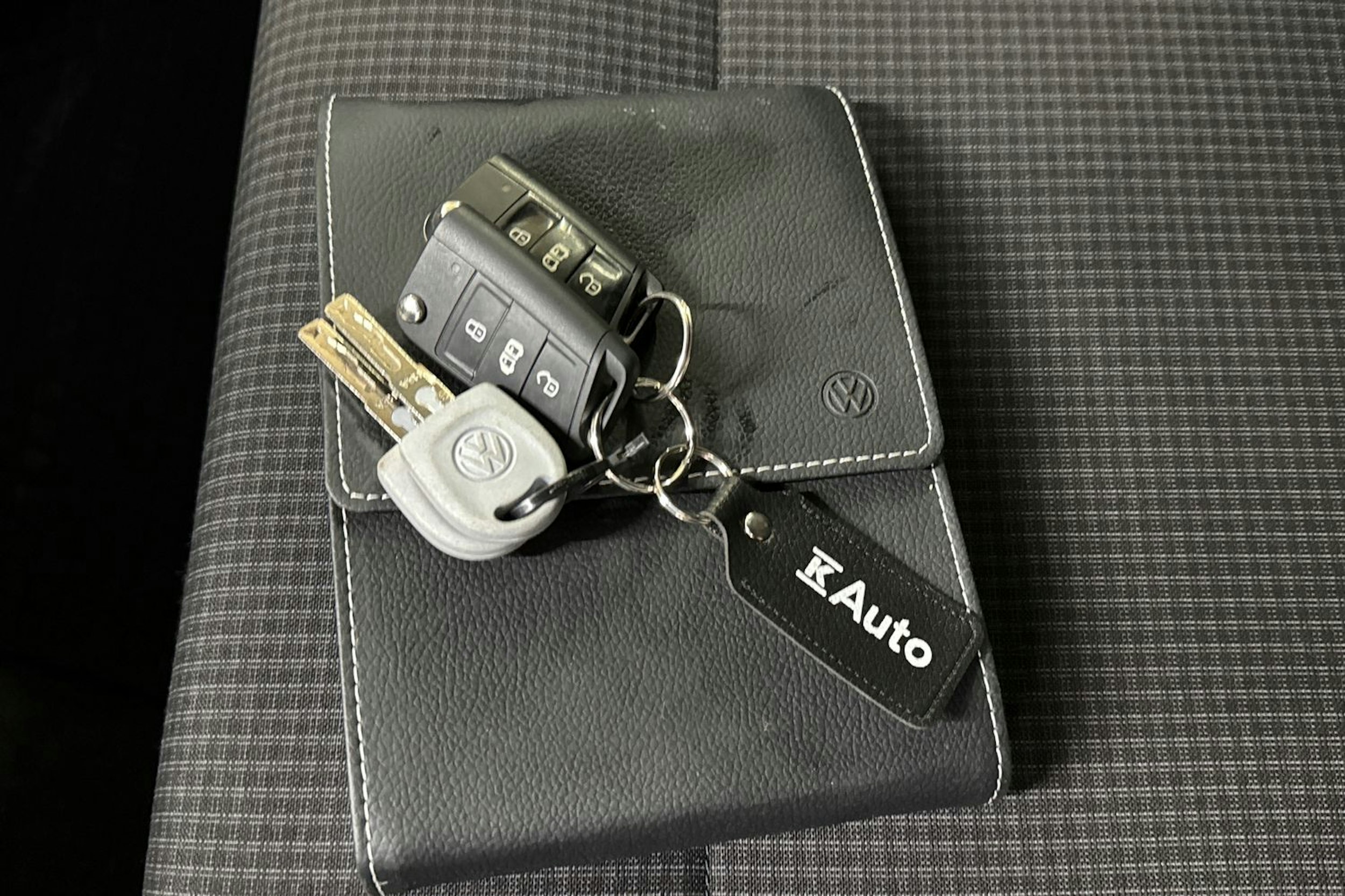 met. harmaa Volkswagen Transporter 2020 kuva 32.