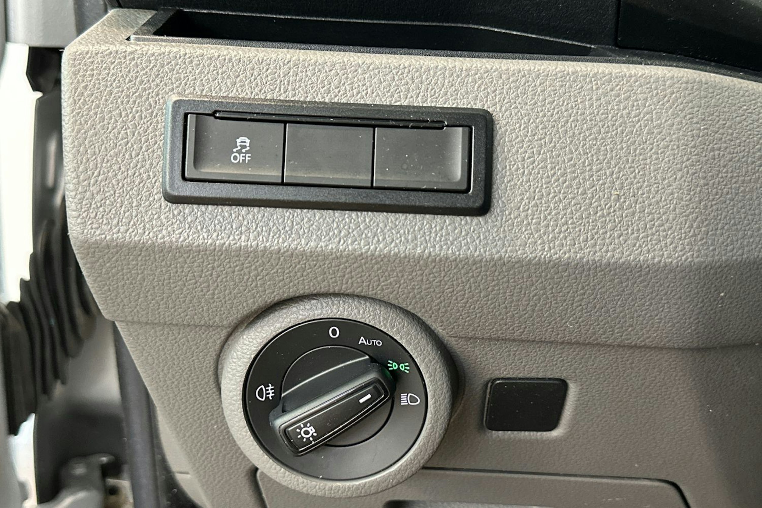 hopea Volkswagen Transporter 2020 kuva 19.