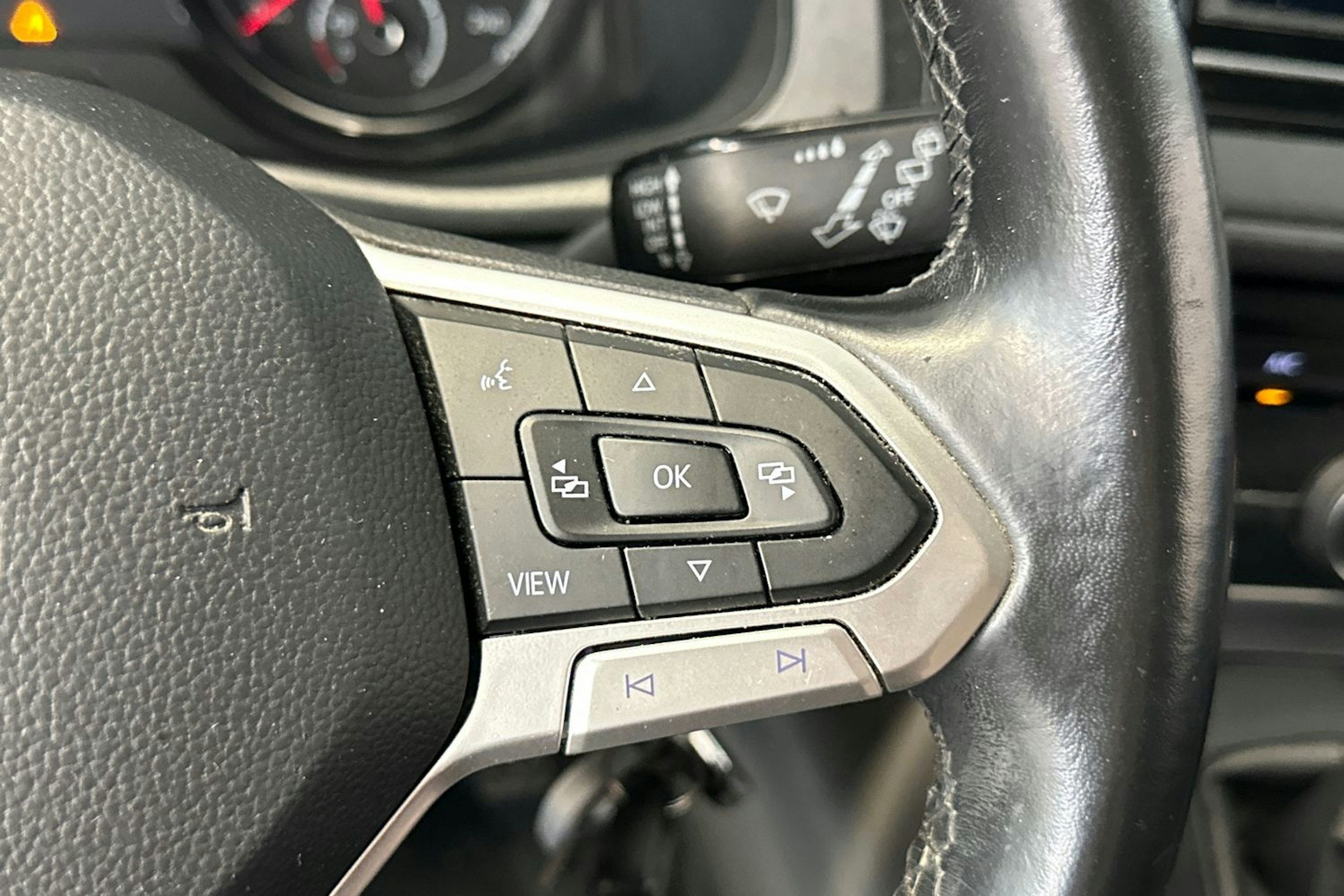 hopea Volkswagen Transporter 2020 kuva 21.