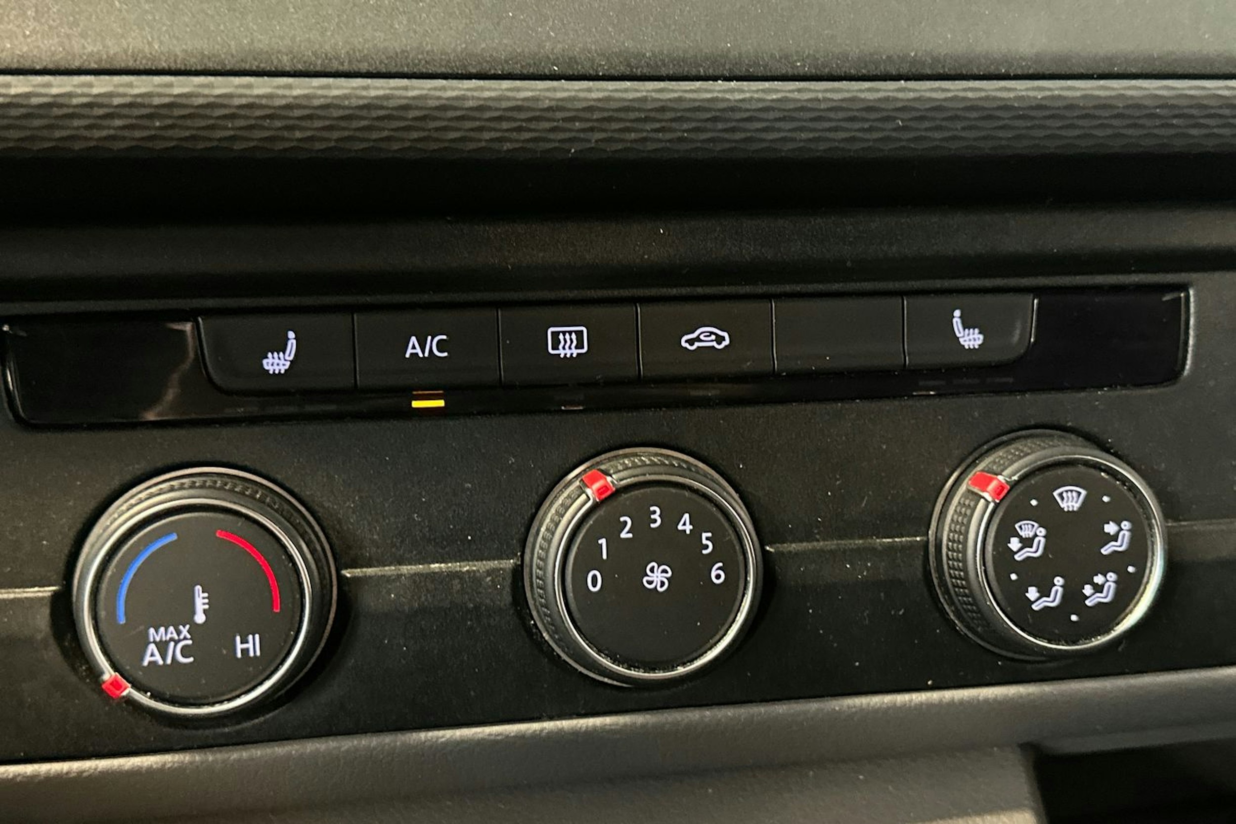 hopea Volkswagen Transporter 2020 kuva 23.