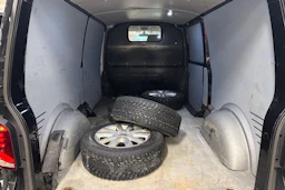 musta Volkswagen Transporter 2020 kuva 15.