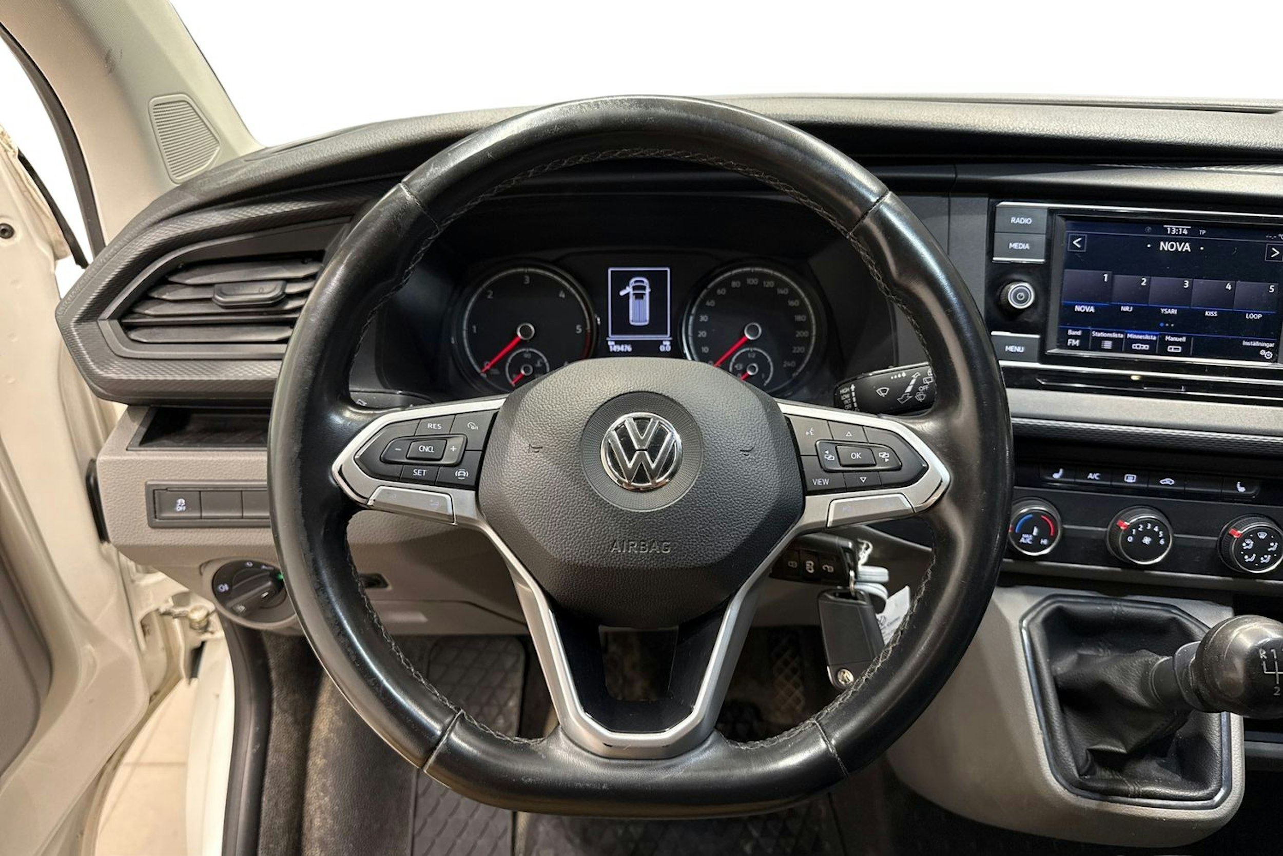 Valkoinen Volkswagen TRANSPORTER 2020 kuva 9.