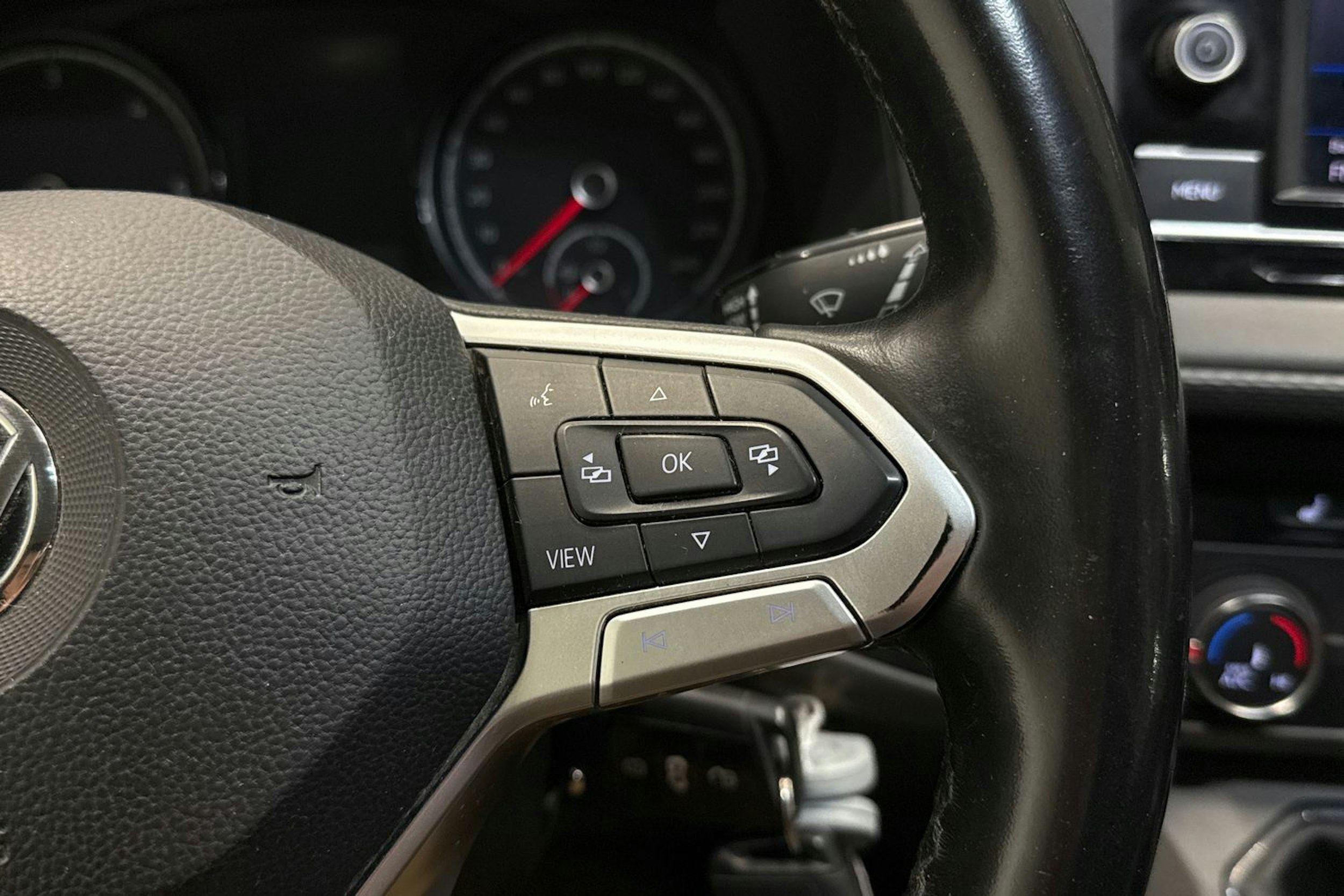 Valkoinen Volkswagen TRANSPORTER 2020 kuva 19.