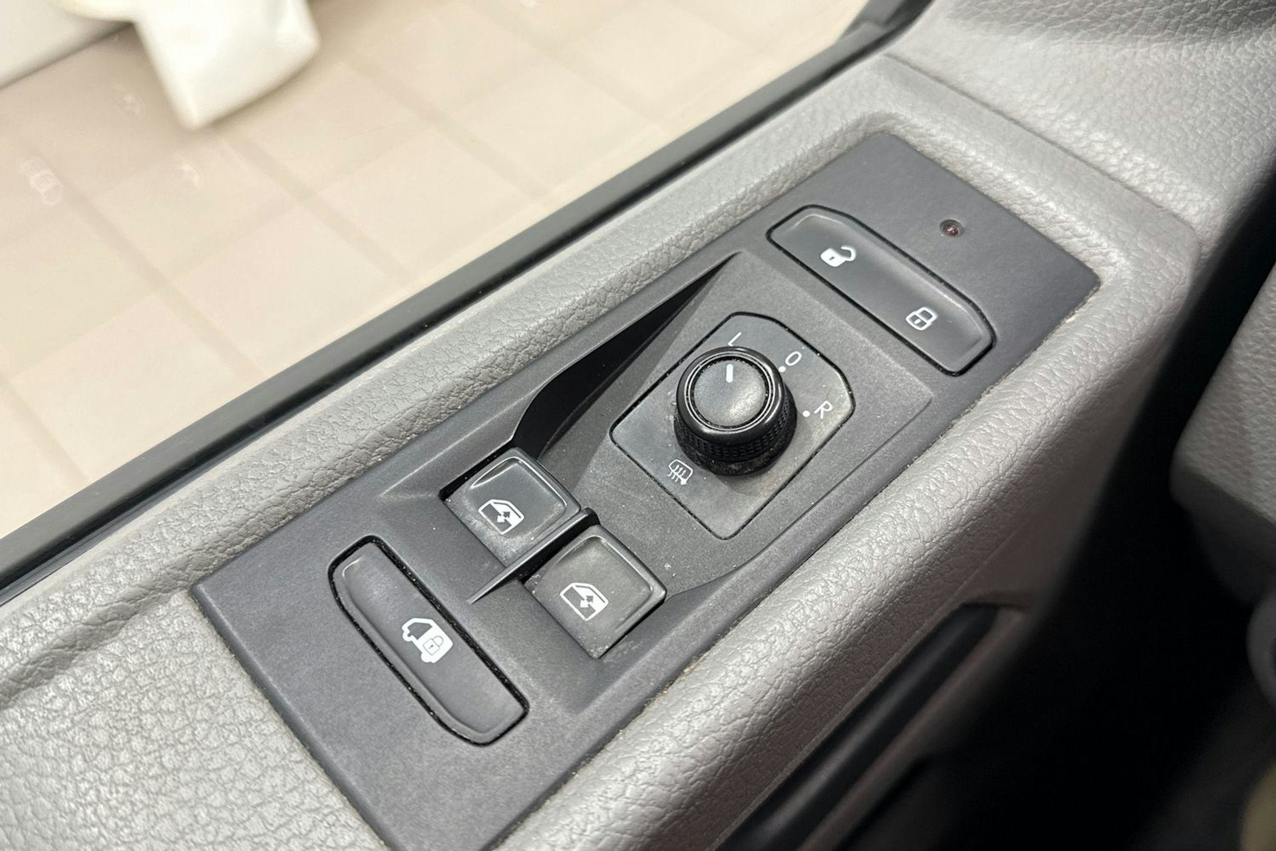 Valkoinen Volkswagen TRANSPORTER 2020 kuva 23.