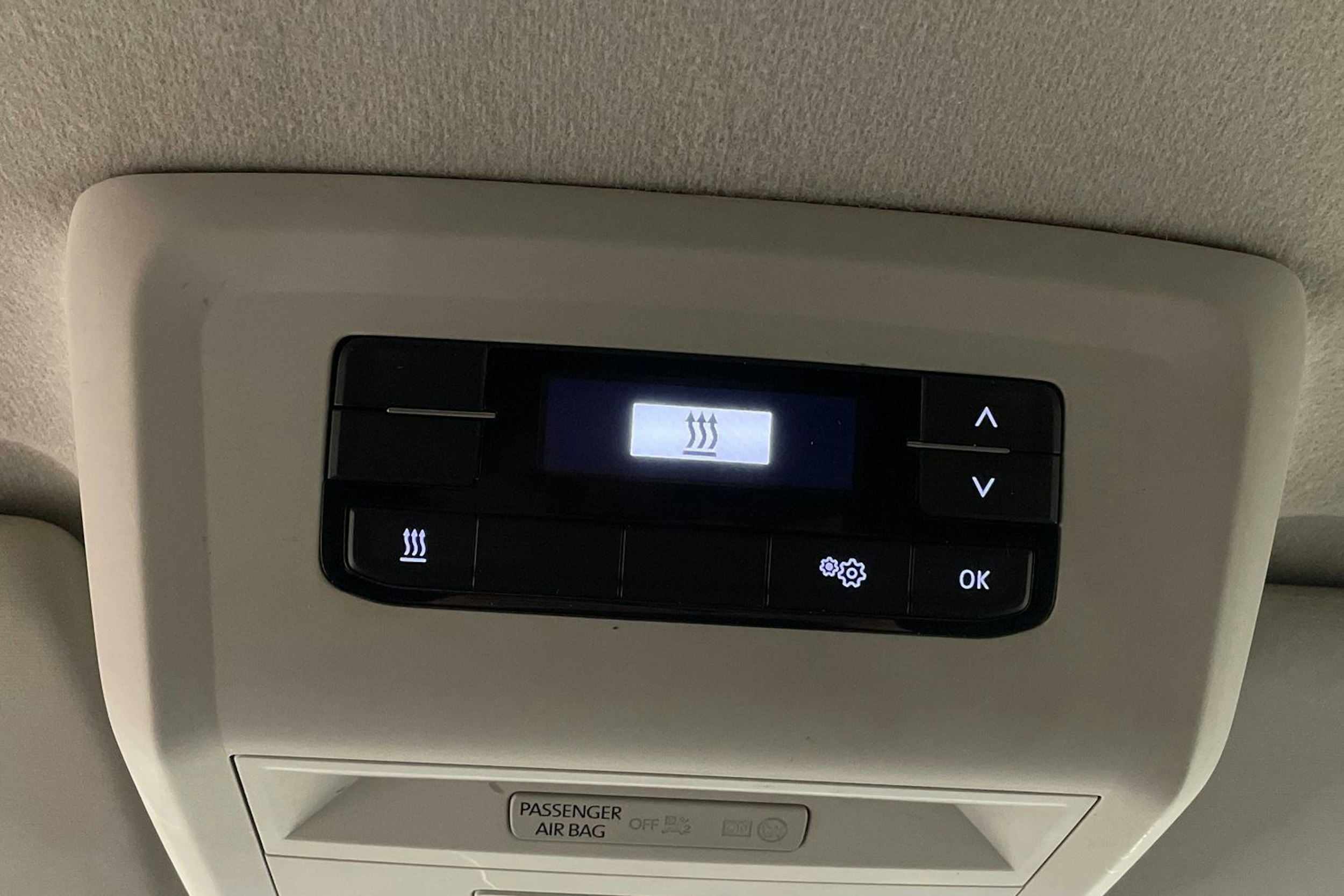 valkoinen Volkswagen Transporter 2020 kuva 23.