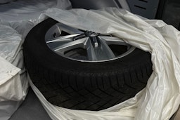 harmaa Volkswagen Transporter 2020 kuva 28.