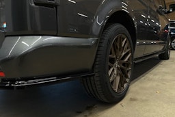 harmaa Volkswagen Transporter 2020 kuva 31.