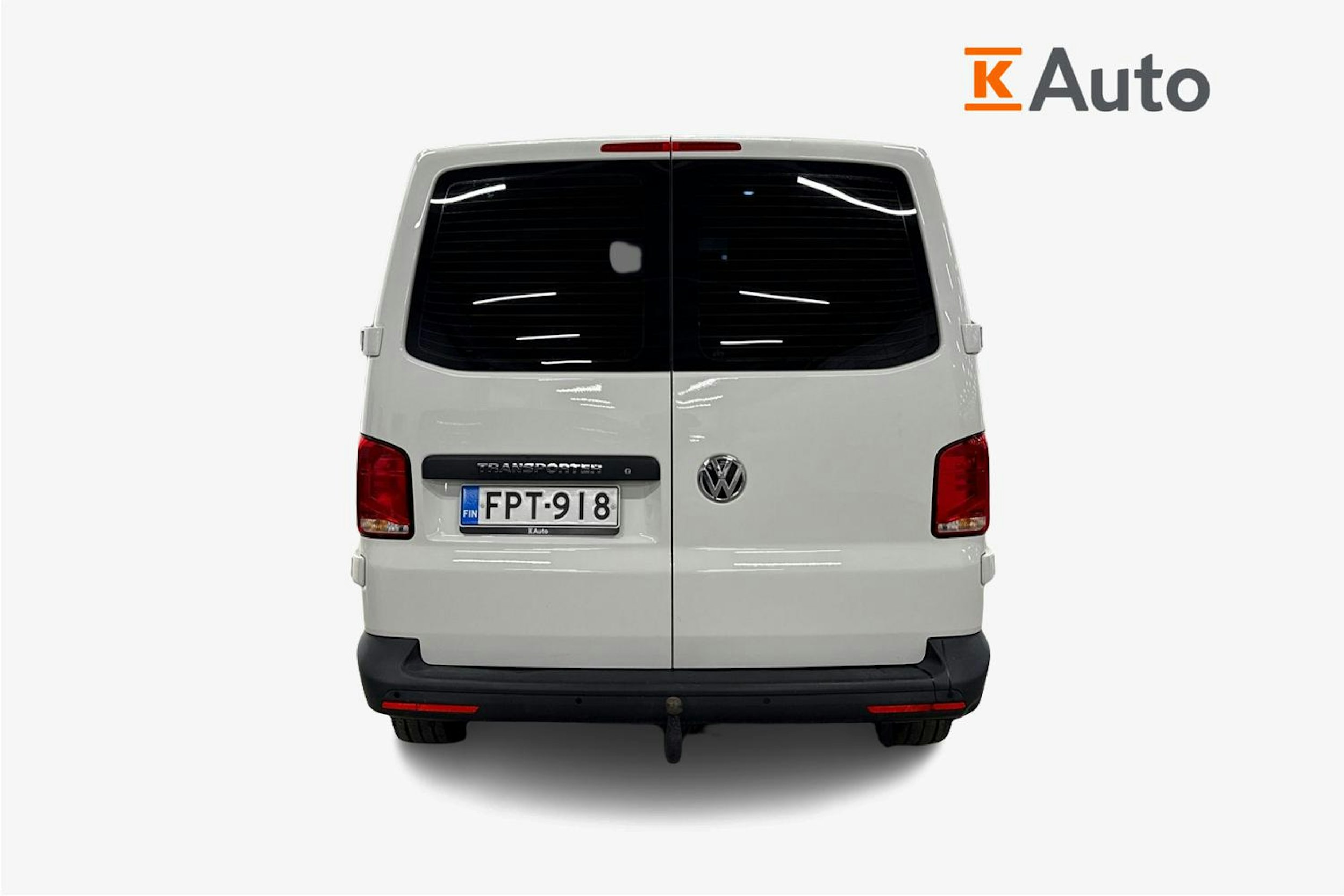 valkoinen Volkswagen Transporter 2021 kuva 4.