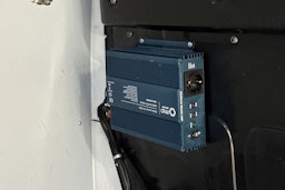 valkoinen Volkswagen Transporter 2021 kuva 16.