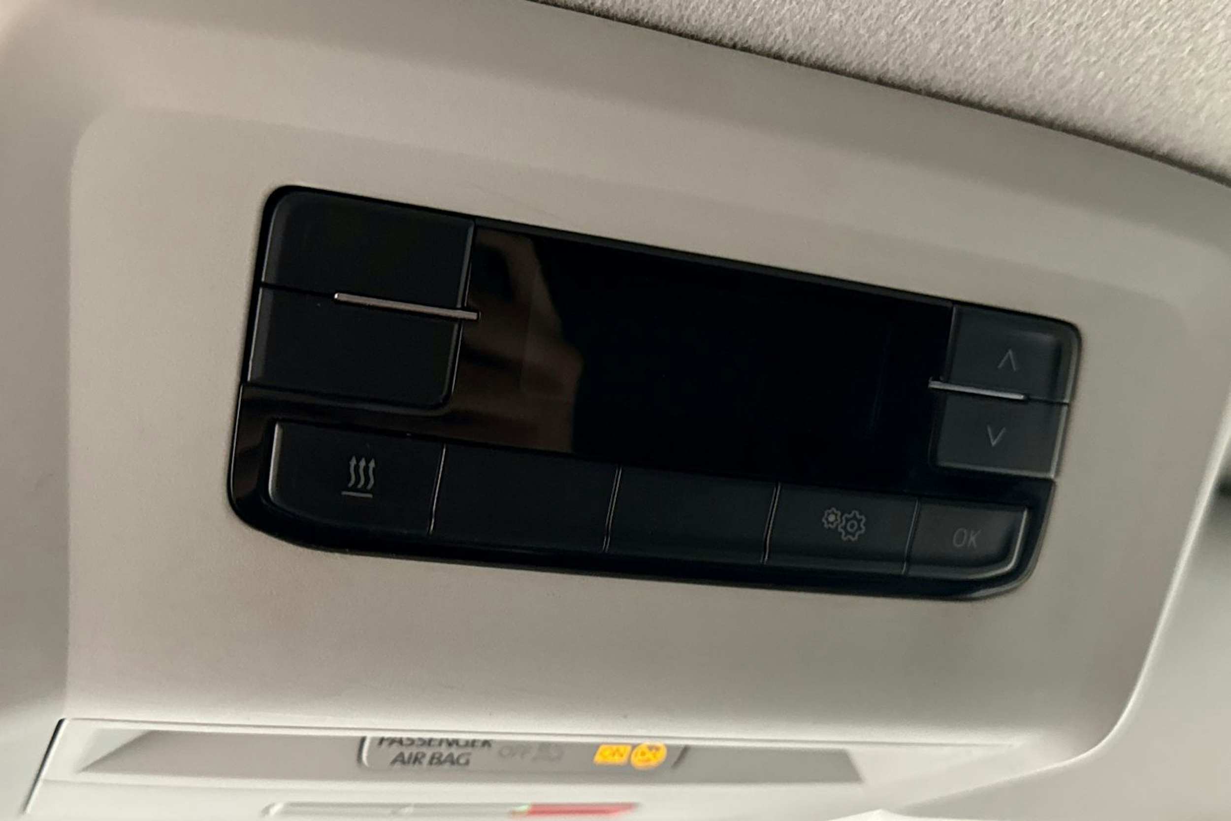 valkoinen Volkswagen Transporter 2021 kuva 23.