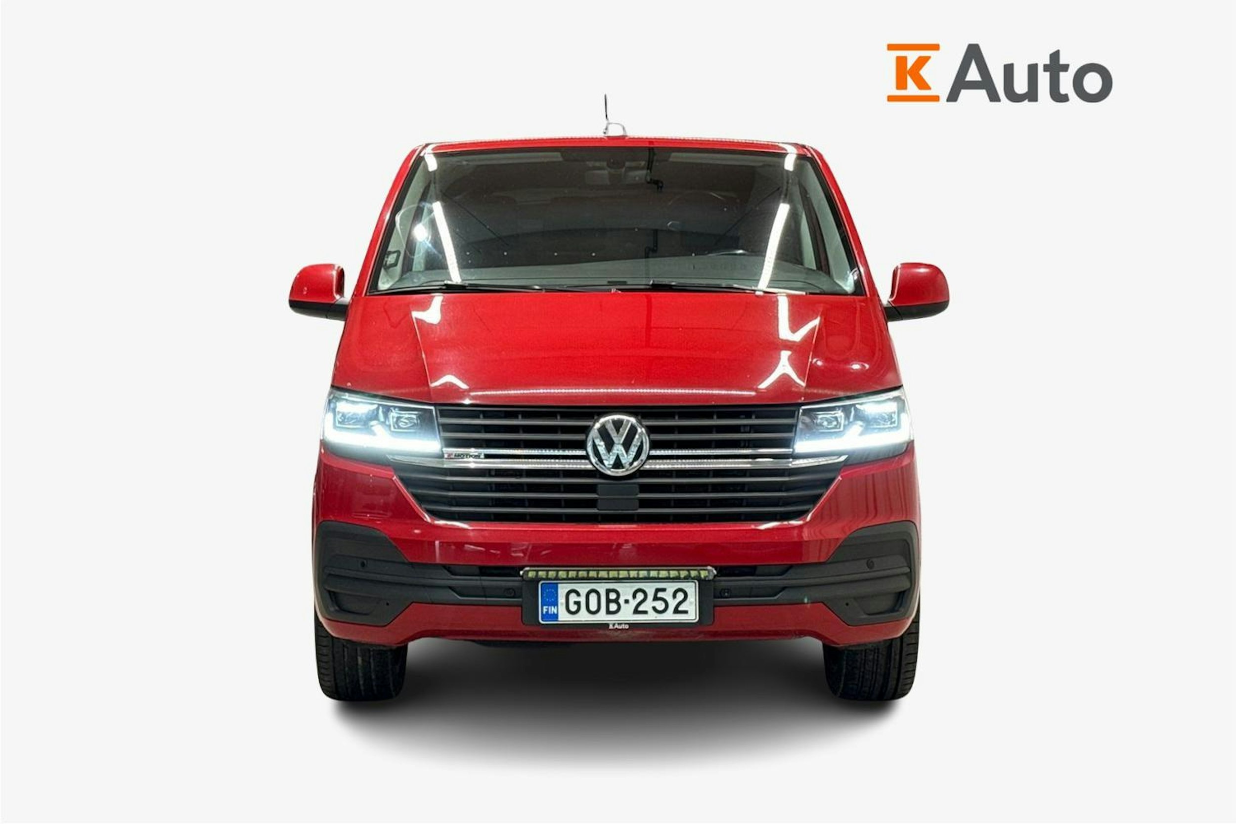 punainen Volkswagen Transporter 2020 kuva 4.
