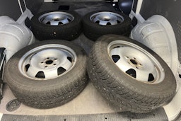 valkoinen Volkswagen Transporter 2020 kuva 16.