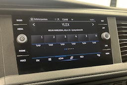 valkoinen Volkswagen Transporter 2020 kuva 26.