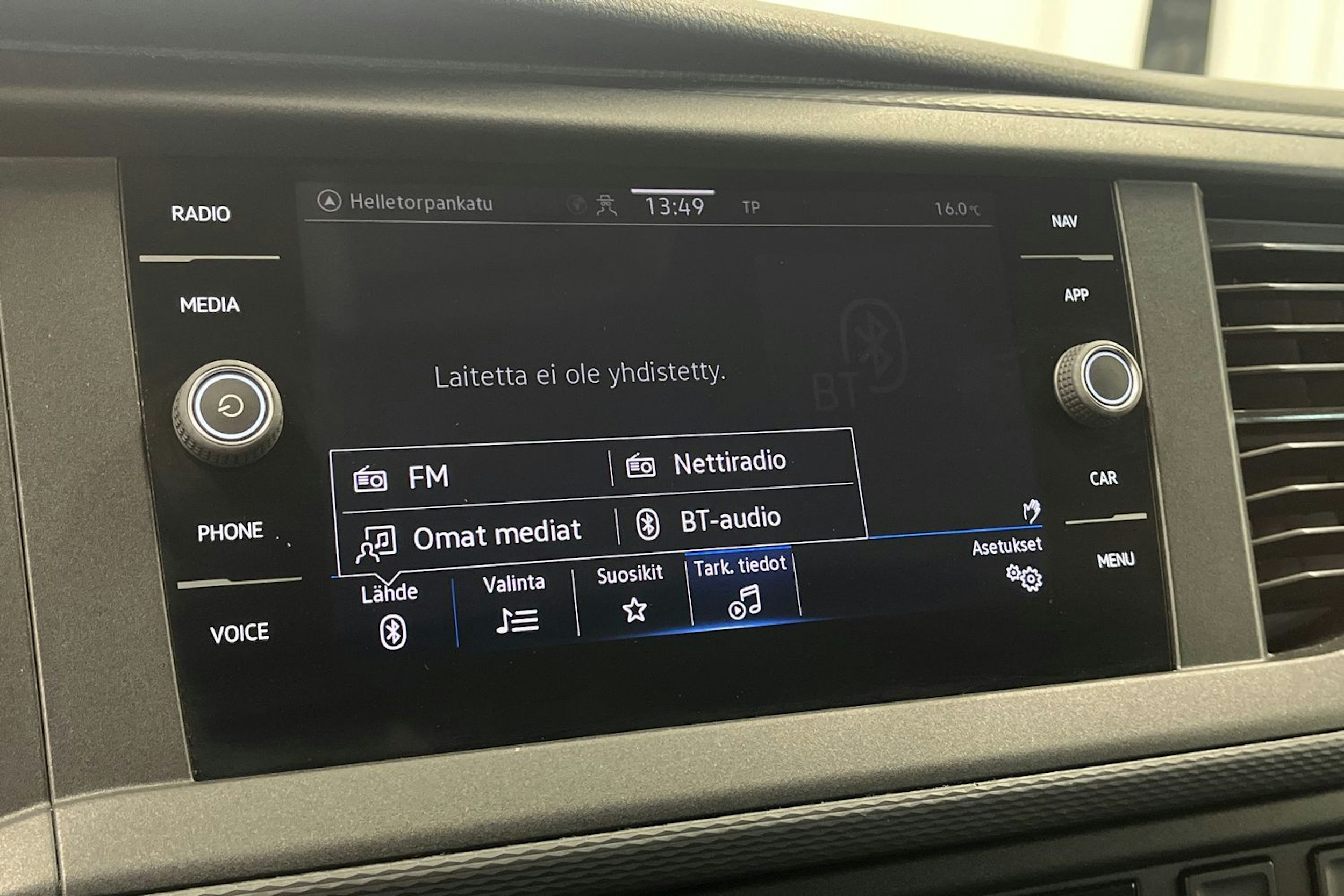 valkoinen Volkswagen Transporter 2020 kuva 27.