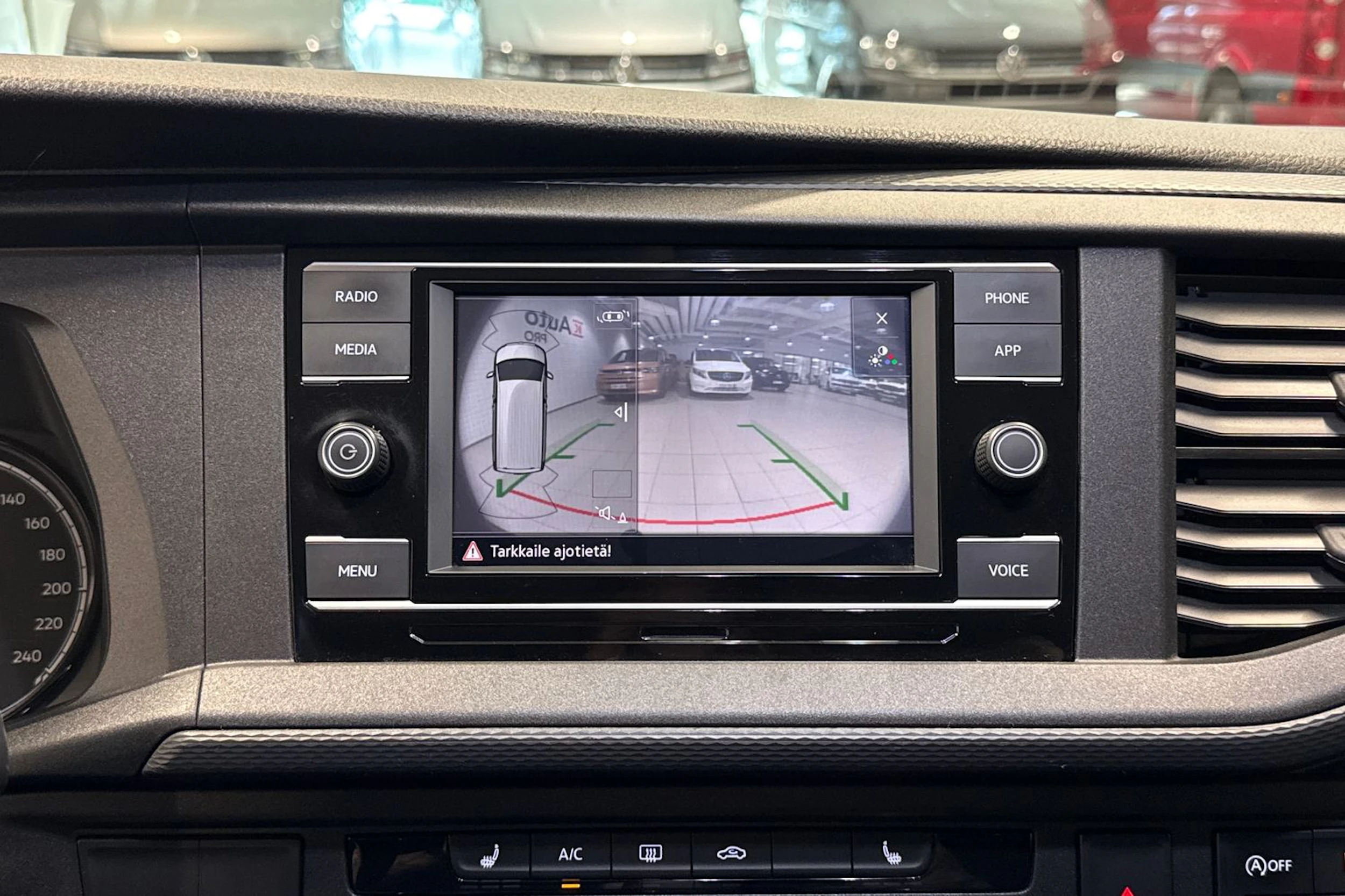 Hopea Volkswagen TRANSPORTER 2021 kuva 24.