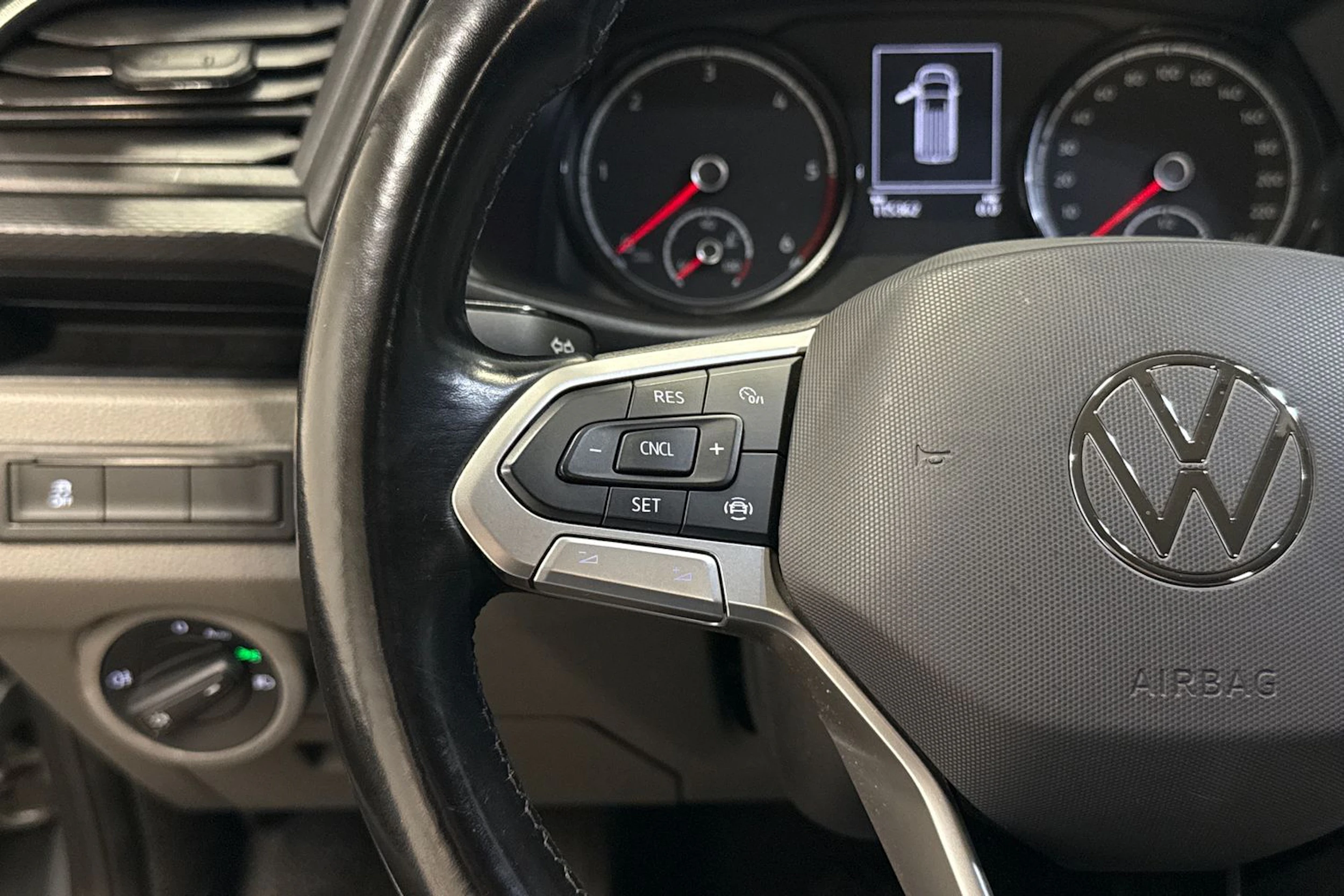 Hopea Volkswagen TRANSPORTER 2021 kuva 27.