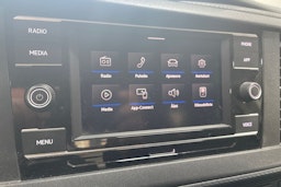 Musta Volkswagen TRANSPORTER 2020 kuva 19.