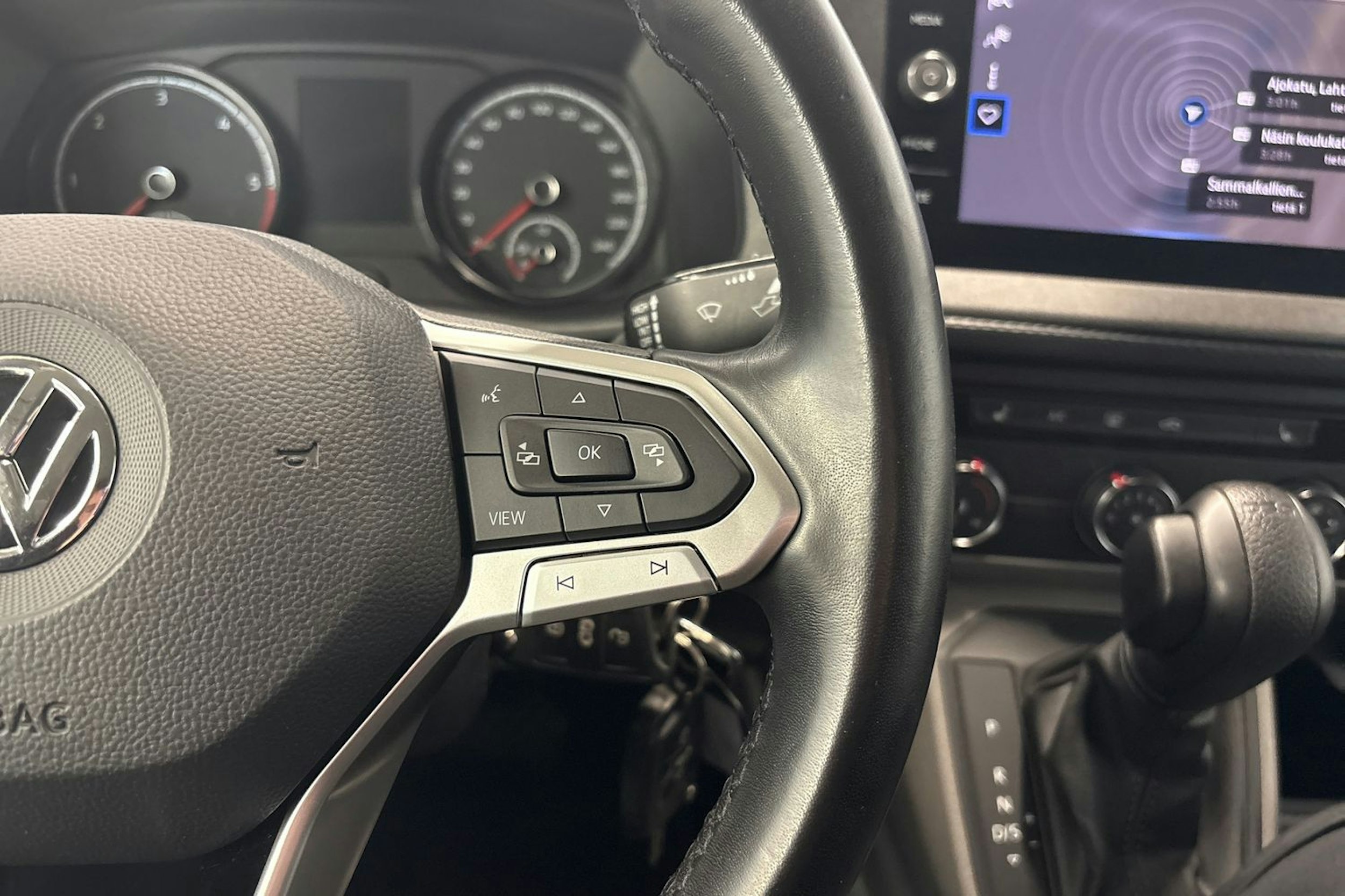 musta Volkswagen Transporter 2020 kuva 12.
