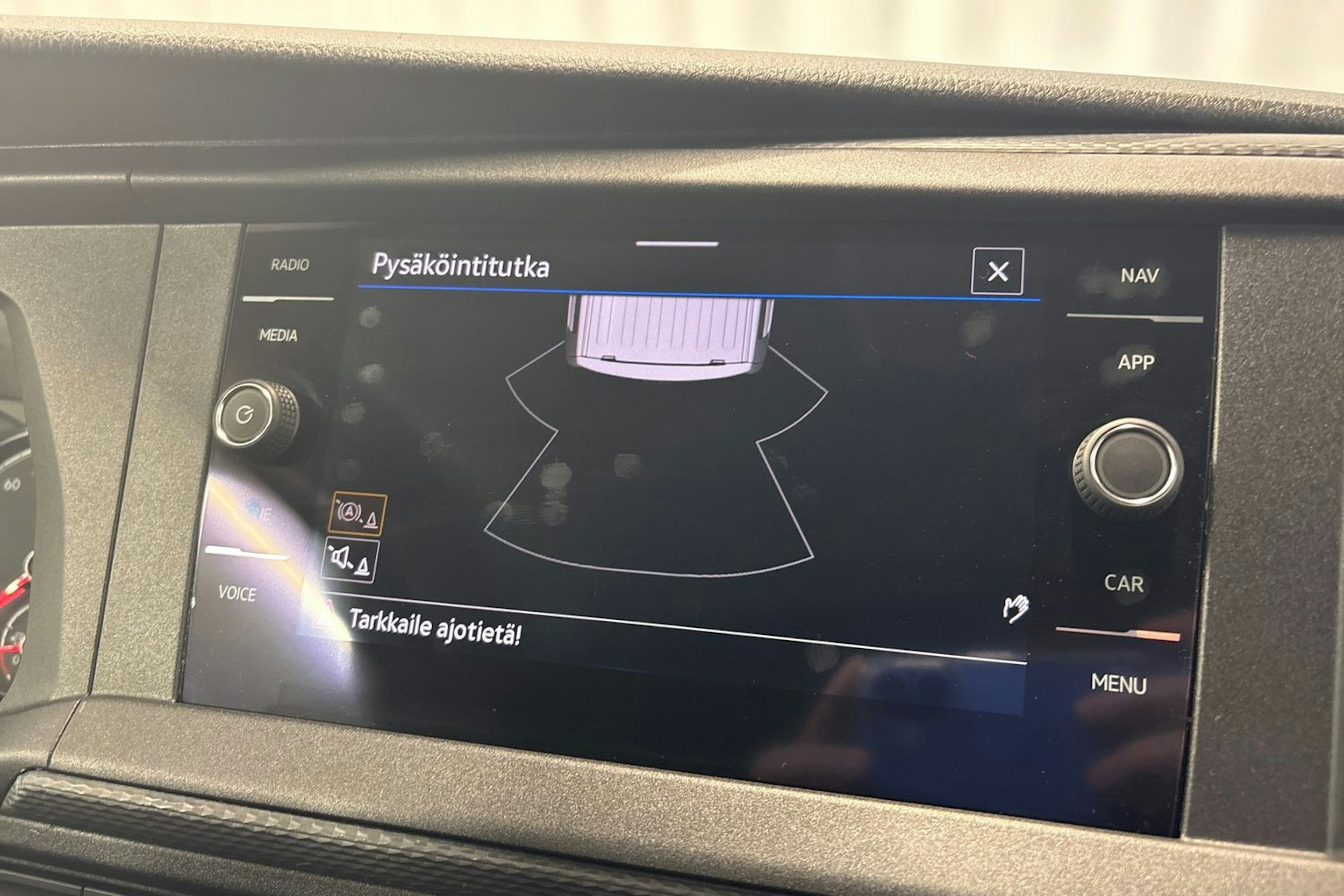 musta Volkswagen Transporter 2020 kuva 17.