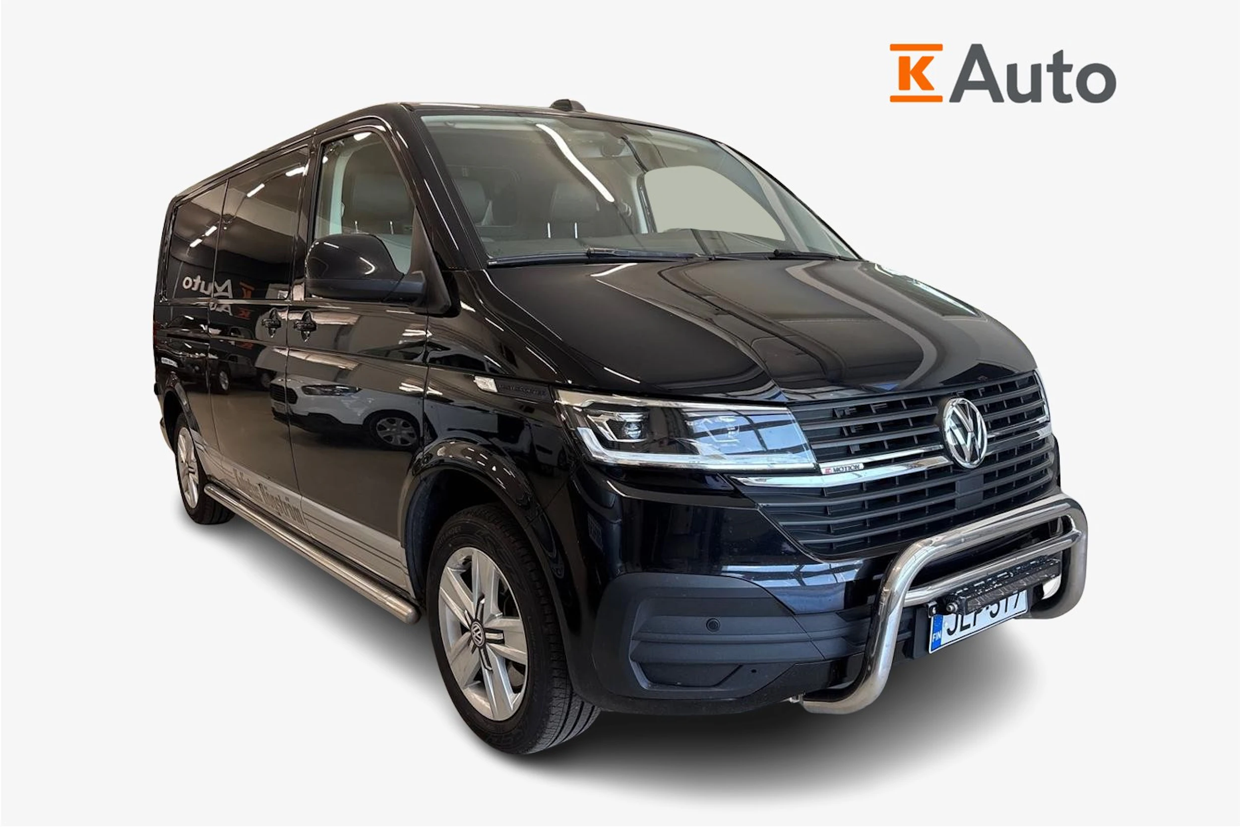 musta Volkswagen Transporter 2020 kuva 1.