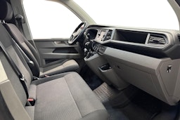 punainen Volkswagen Transporter 2020 kuva 9.