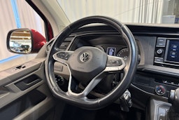 punainen Volkswagen Transporter 2020 kuva 13.