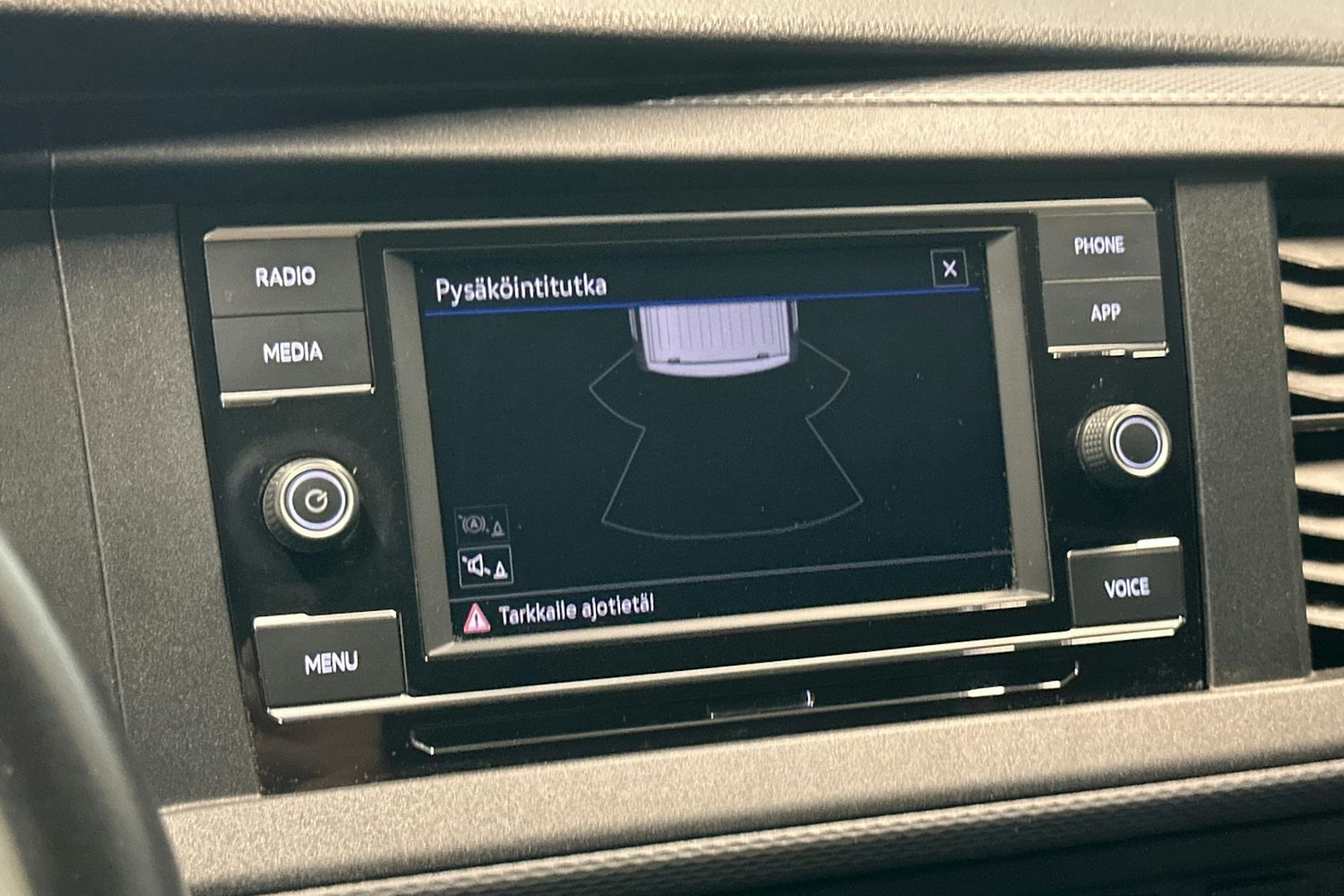 Valkoinen Volkswagen TRANSPORTER 2020 kuva 20.