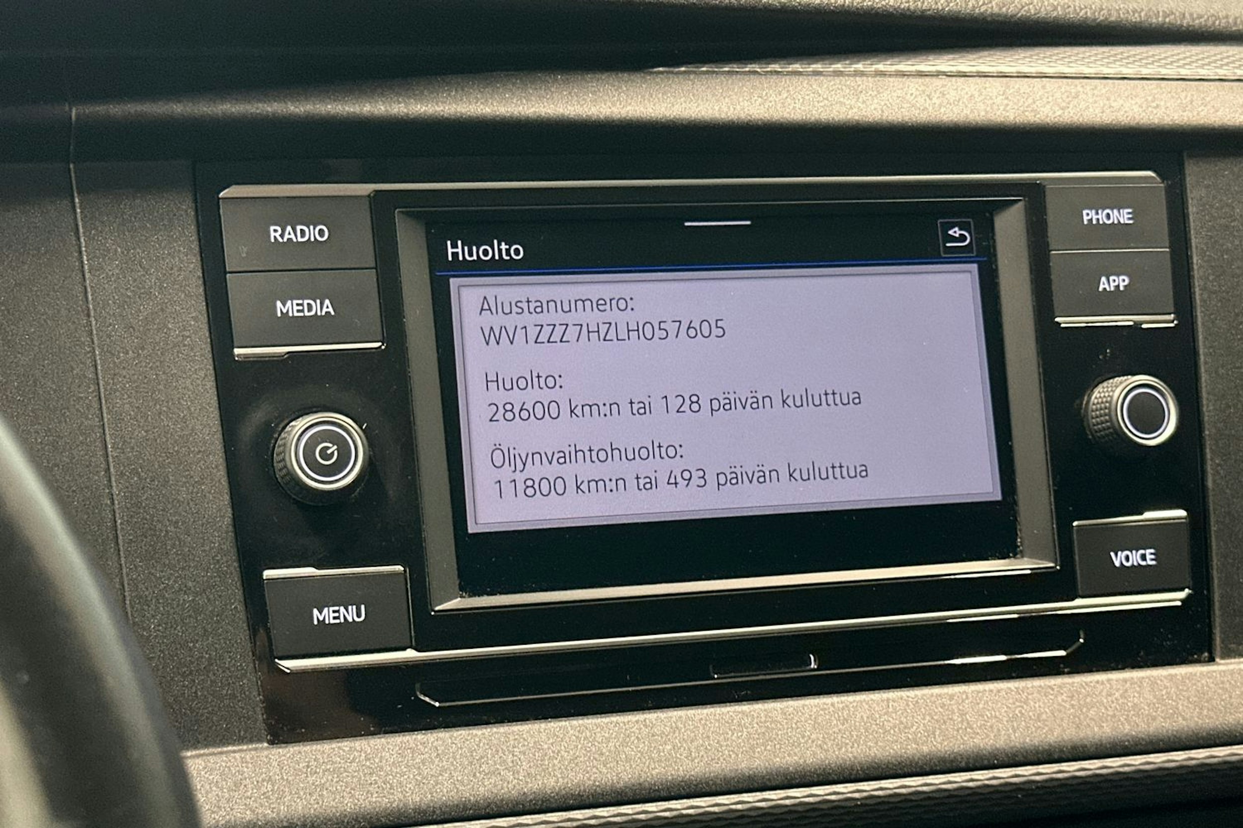 Valkoinen Volkswagen TRANSPORTER 2020 kuva 21.