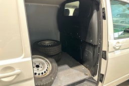 Valkoinen Volkswagen TRANSPORTER 2020 kuva 29.