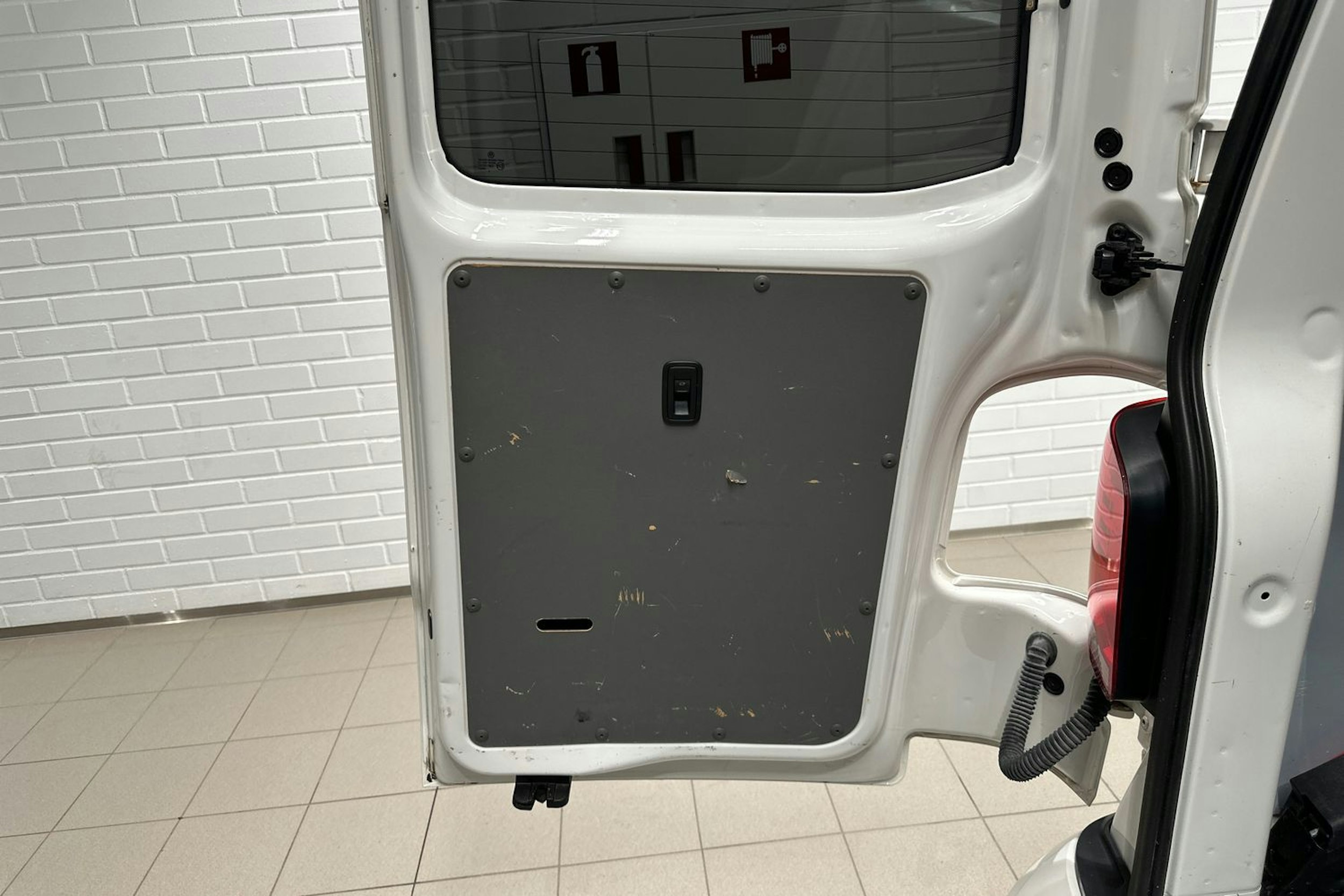 Valkoinen Volkswagen TRANSPORTER 2020 kuva 33.