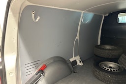 Valkoinen Volkswagen TRANSPORTER 2020 kuva 35.