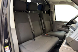 sininen Volkswagen Transporter 2020 kuva 9.