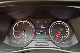 sininen Volkswagen Transporter 2020 kuva 11.