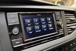 sininen Volkswagen Transporter 2020 kuva 14.